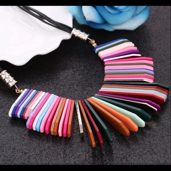 🎄 BOHO ACRYLIC RESIN SLATES CHOKER NECKLACE - Picture 4 of 6